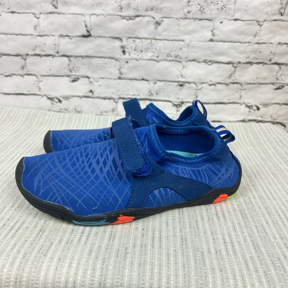Kids' Unisex Summer Blue Water Shoes with velcro straps size 33